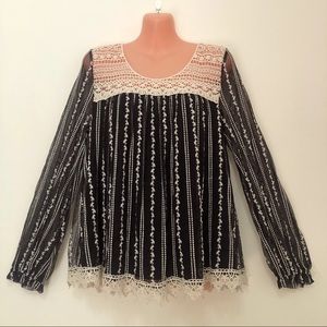 Altar’d State Black & Ivory Long Sleeve Top